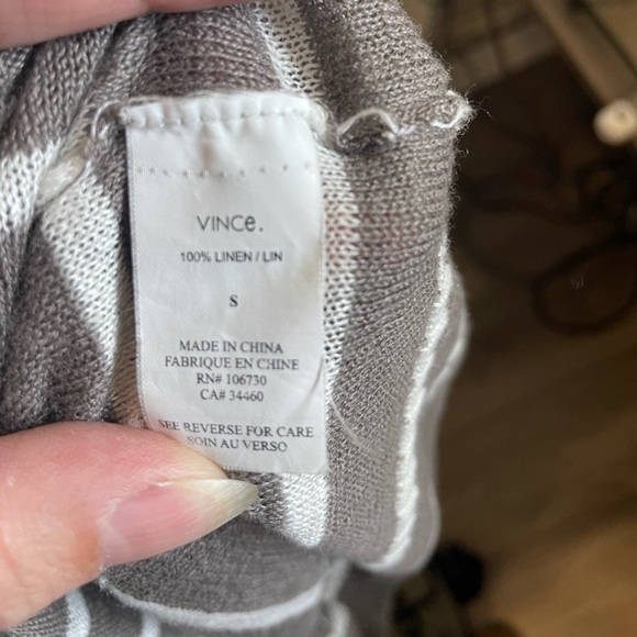 #18- VINCE- 100% LINEN Striped Lightweight Sweater size small - Picture 5 of 7